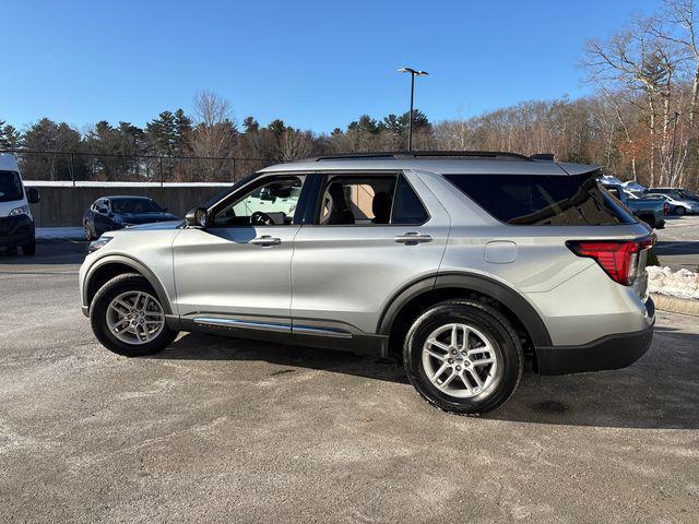 new 2025 Ford Explorer car, priced at $40,493