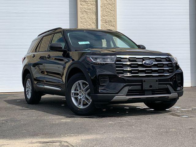 new 2025 Ford Explorer car, priced at $39,760