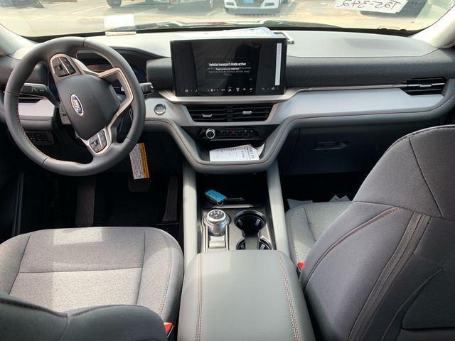 new 2025 Ford Explorer car, priced at $39,760