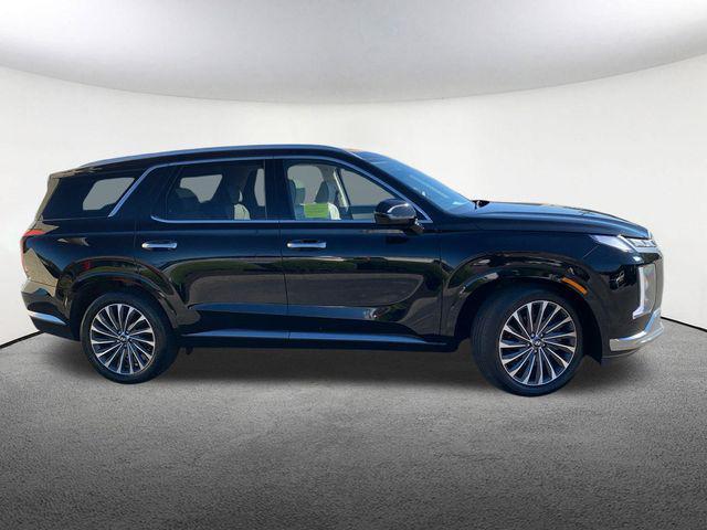 used 2024 Hyundai Palisade car, priced at $41,477