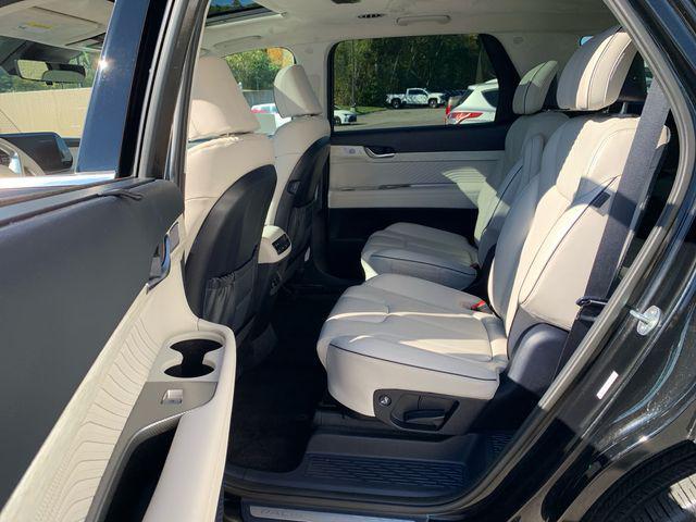 used 2024 Hyundai Palisade car, priced at $41,477