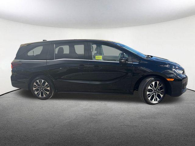 used 2025 Honda Odyssey car, priced at $48,977