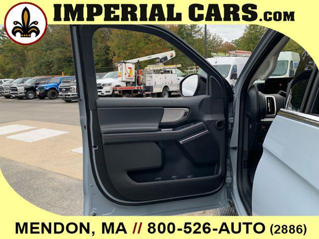 new 2025 Ford Expedition Max car, priced at $73,504