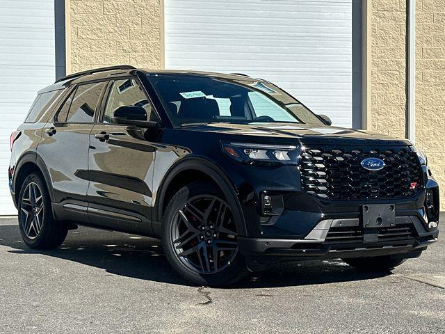 new 2025 Ford Explorer car, priced at $58,285