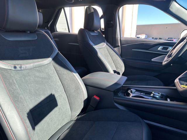new 2025 Ford Explorer car, priced at $58,285