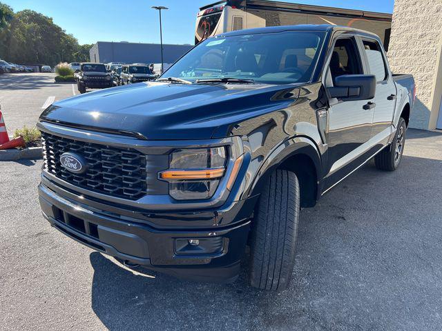 new 2024 Ford F-150 car, priced at $47,327