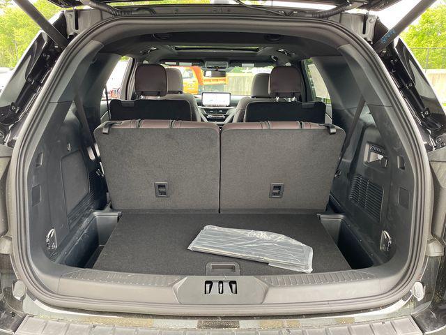 new 2025 Ford Explorer car, priced at $55,998