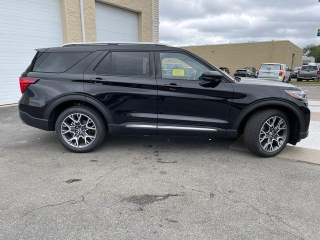 new 2025 Ford Explorer car, priced at $55,998