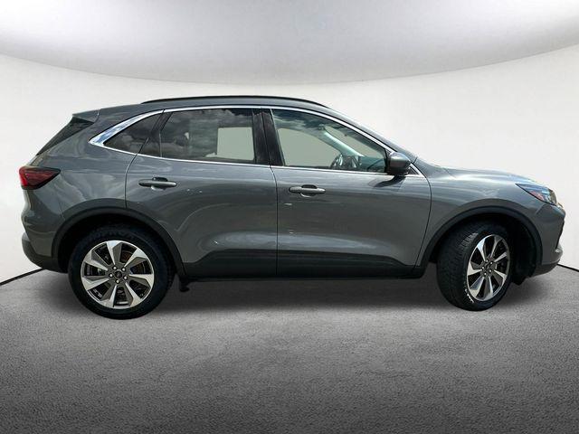 used 2023 Ford Escape car, priced at $27,414