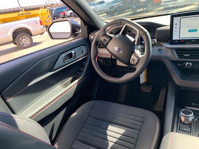 new 2025 Ford Explorer car, priced at $50,448