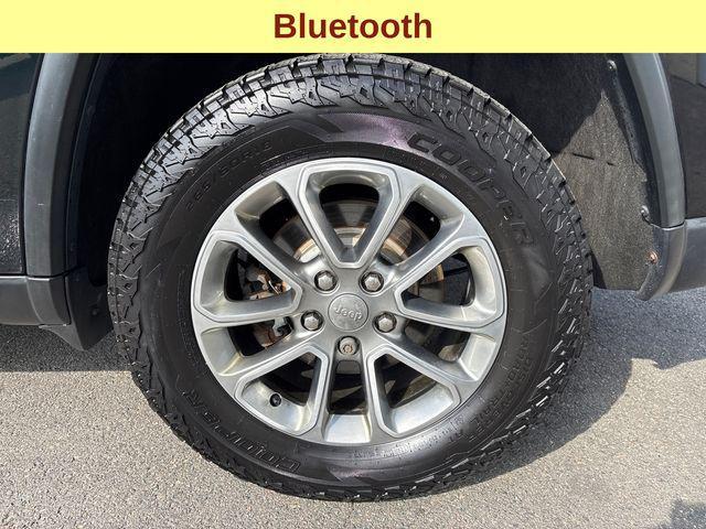 used 2014 Jeep Grand Cherokee car, priced at $12,747