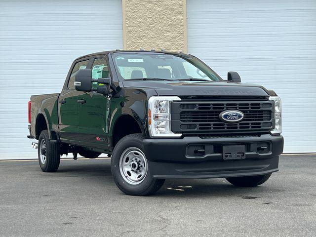 new 2024 Ford F-350 car, priced at $60,928