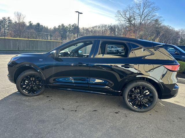 new 2025 Ford Escape car, priced at $40,066