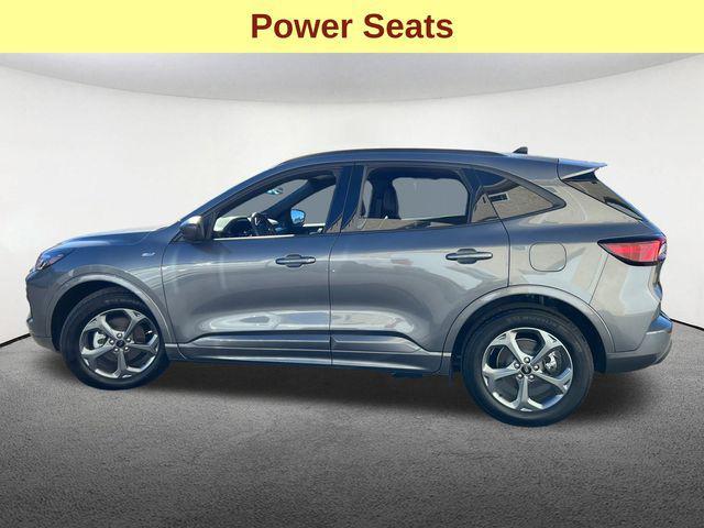 used 2023 Ford Escape car, priced at $28,647