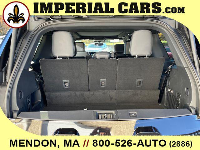 new 2025 Ford Expedition car, priced at $81,961