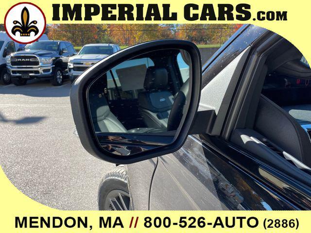 new 2025 Ford Expedition car, priced at $81,961