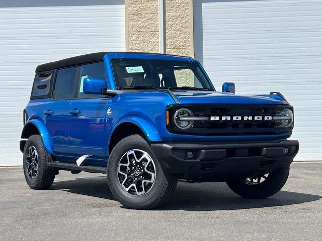 new 2024 Ford Bronco car, priced at $49,735