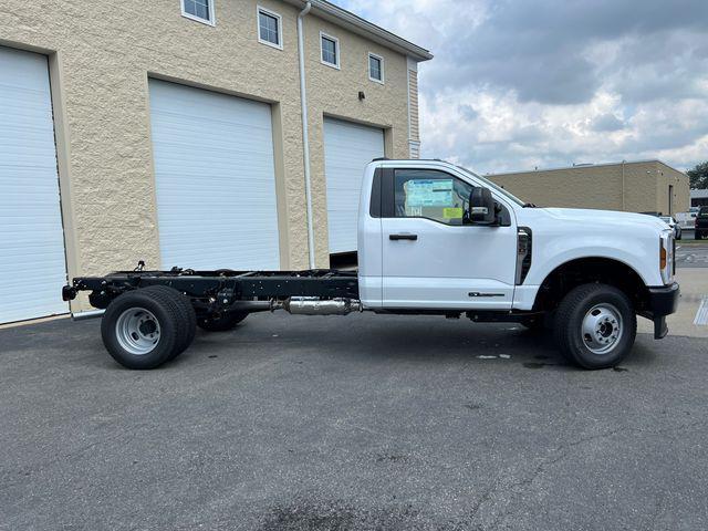 new 2024 Ford F-350 car, priced at $60,928