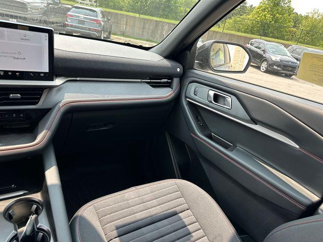 new 2025 Ford Explorer car, priced at $55,469