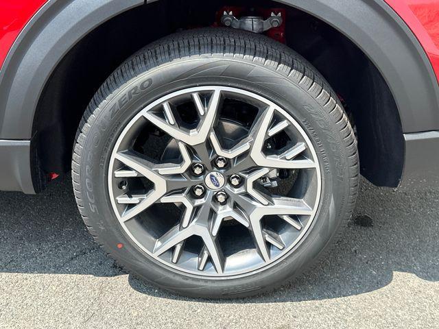 new 2025 Ford Explorer car, priced at $58,599