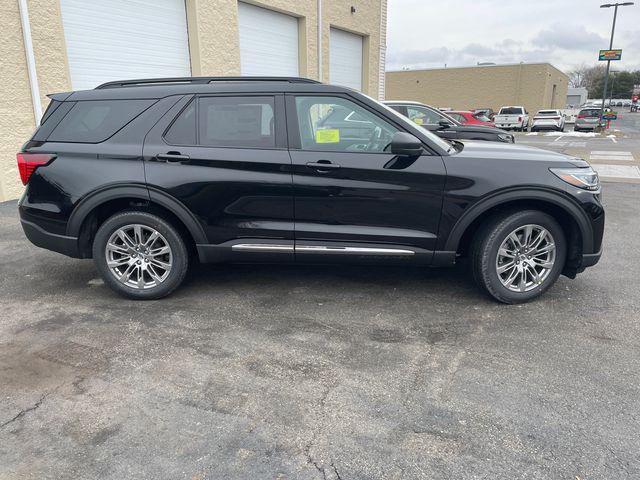 new 2025 Ford Explorer car, priced at $46,555