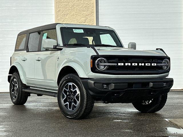 new 2024 Ford Bronco car, priced at $48,643