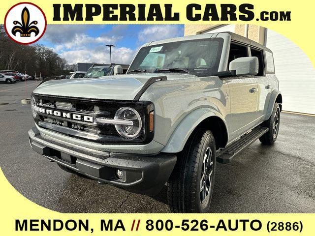 new 2024 Ford Bronco car, priced at $48,643