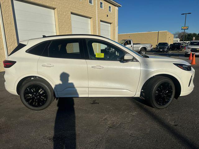 new 2025 Ford Escape car, priced at $41,021