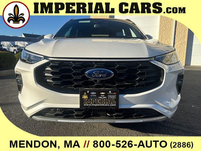 new 2025 Ford Escape car, priced at $39,028