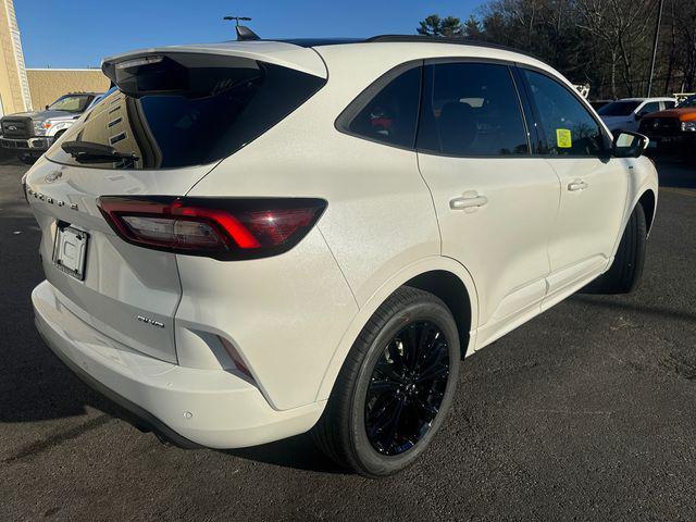 new 2025 Ford Escape car, priced at $41,021