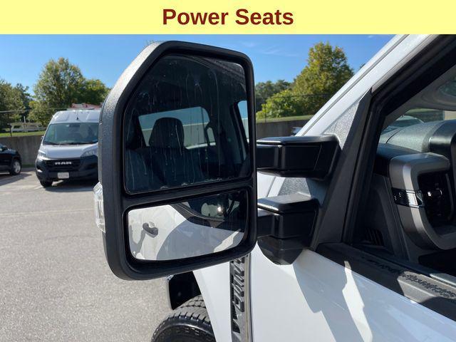 used 2025 Ford F-250 car, priced at $61,647