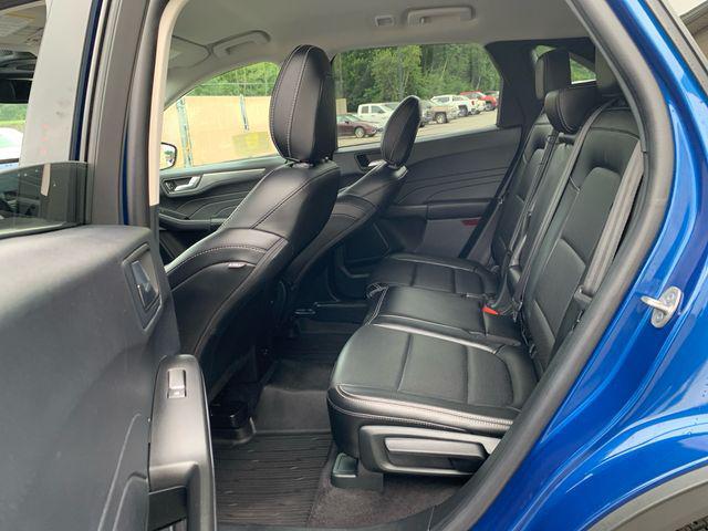 used 2022 Ford Escape car, priced at $25,647