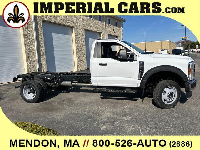 new 2025 Ford F-450 car, priced at $60,302