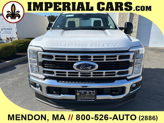 new 2025 Ford F-450 car, priced at $60,302