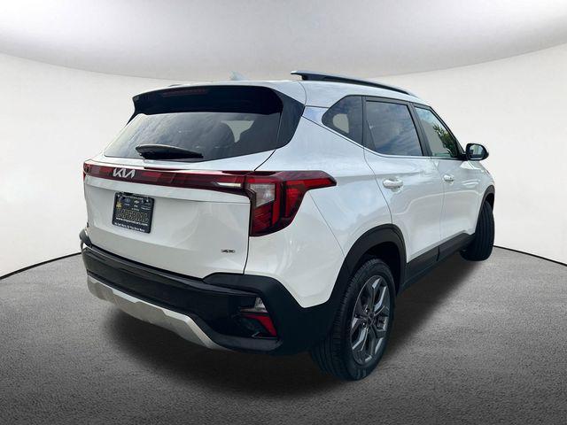 used 2024 Kia Seltos car, priced at $25,647