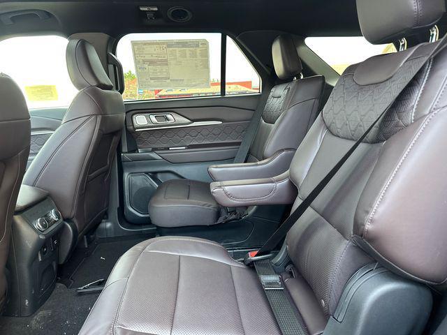 new 2025 Ford Explorer car, priced at $60,972