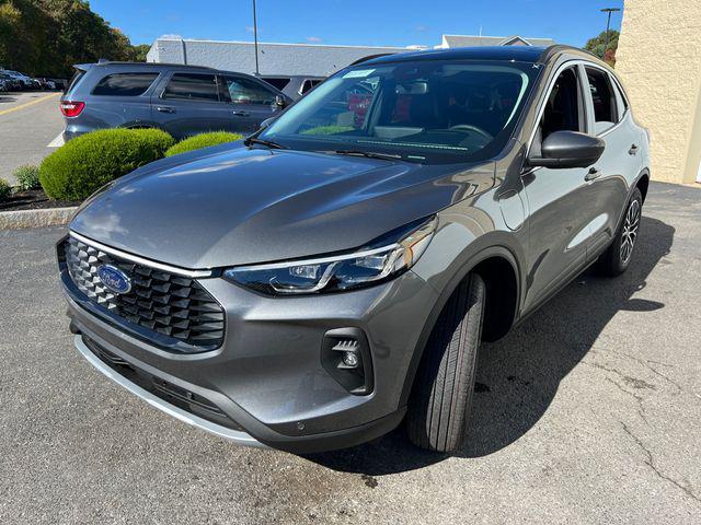 new 2025 Ford Escape car, priced at $44,333