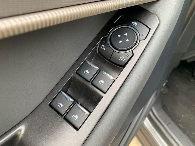 new 2025 Ford Explorer car, priced at $39,879