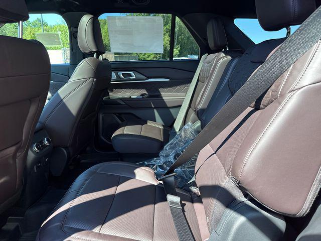 new 2025 Ford Explorer car, priced at $55,879