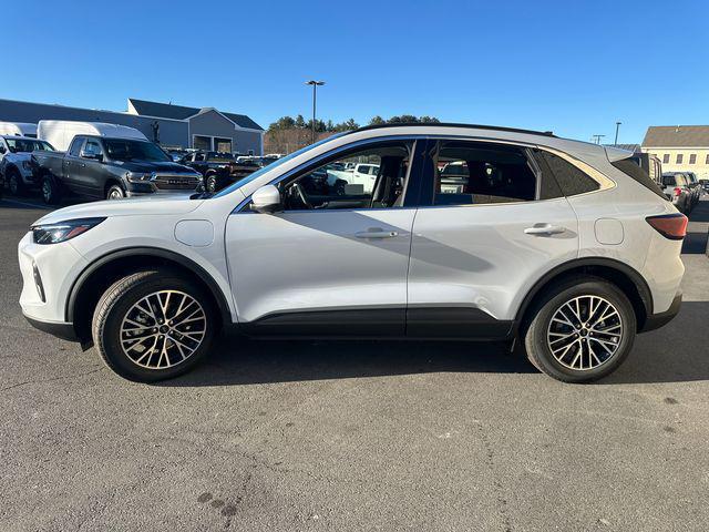 new 2025 Ford Escape car, priced at $44,333