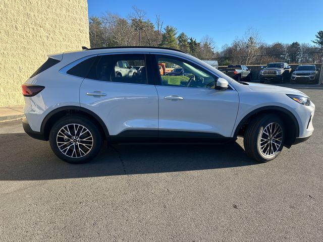 new 2025 Ford Escape car, priced at $44,333