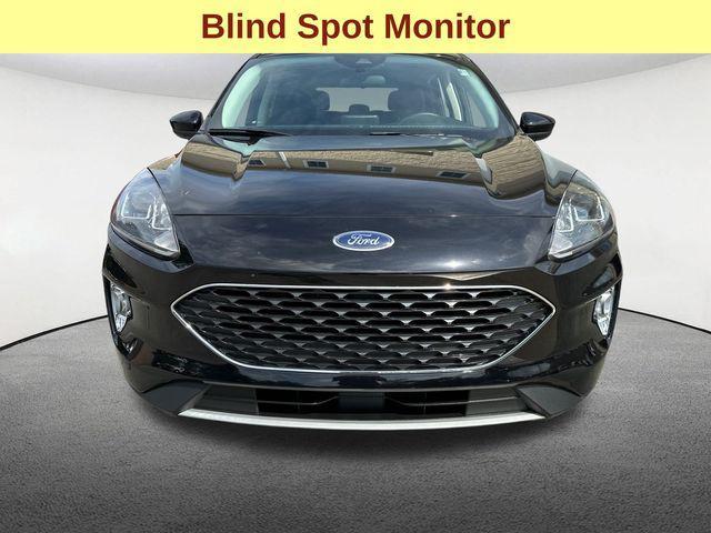 used 2022 Ford Escape car, priced at $25,647