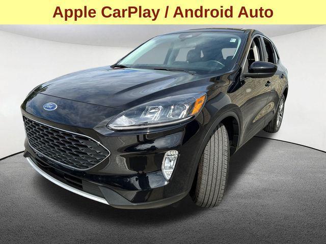 used 2022 Ford Escape car, priced at $25,647