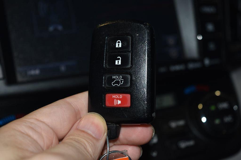 used 2018 Toyota RAV4 Hybrid car, priced at $21,290