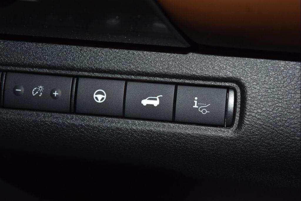 new 2025 Nissan Pathfinder car, priced at $45,494