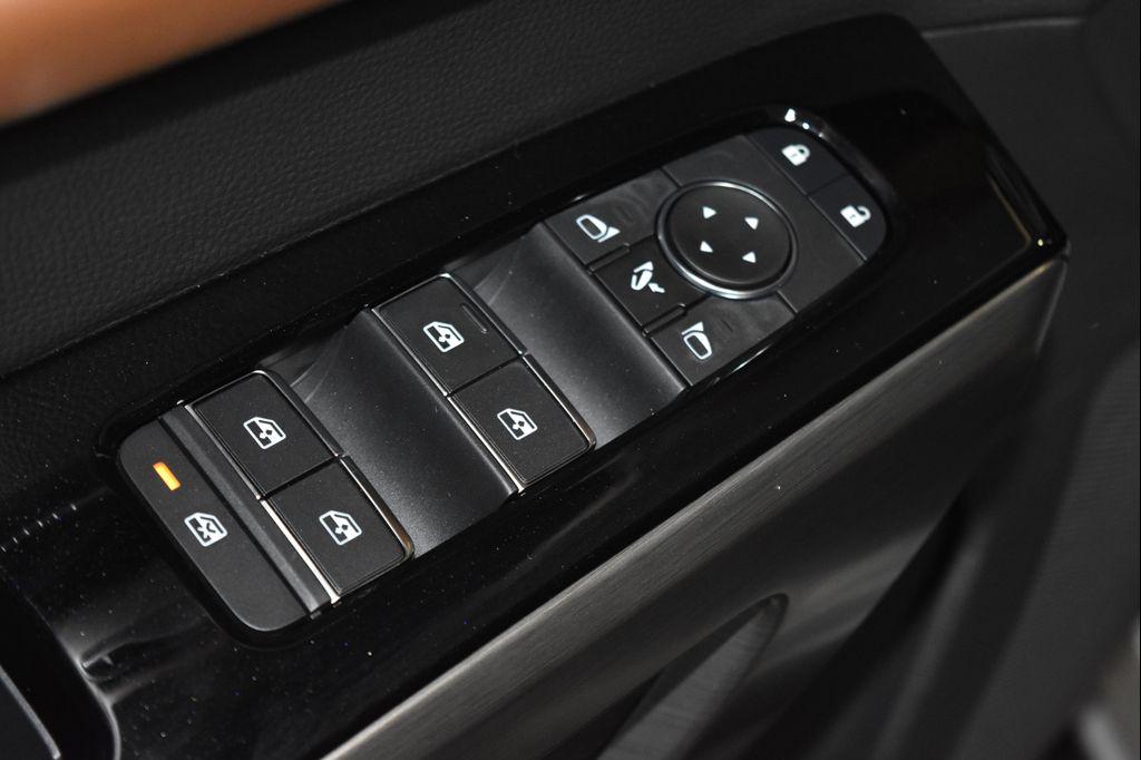 new 2025 Nissan Pathfinder car, priced at $45,494