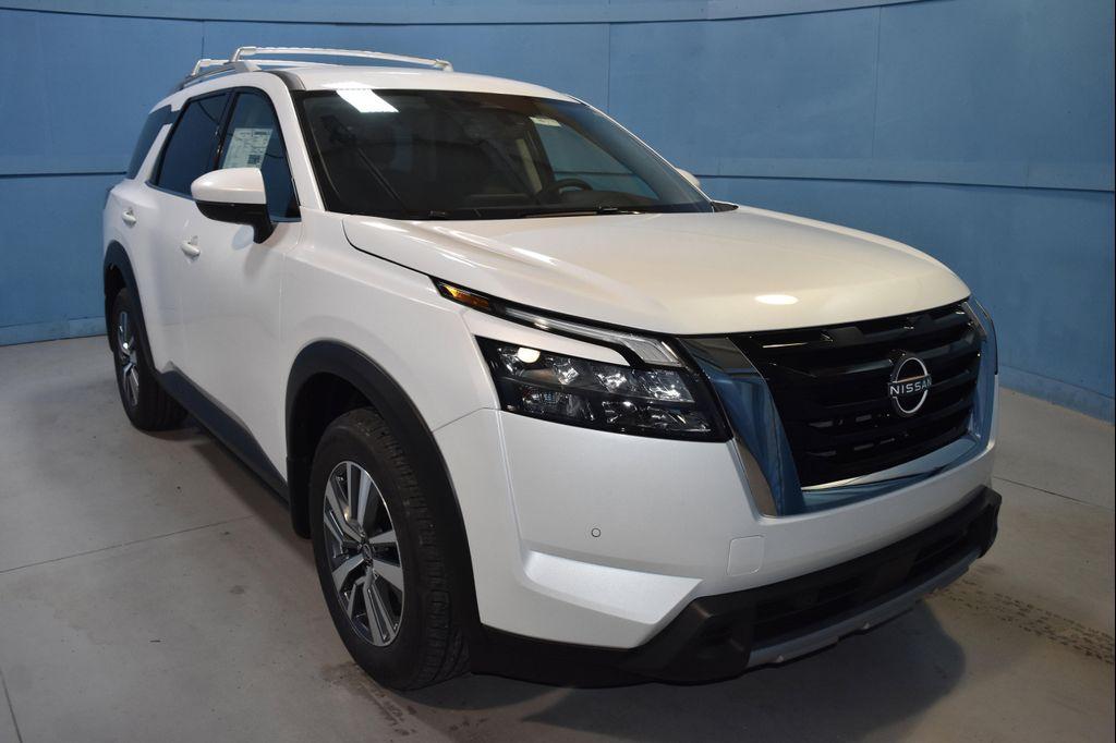 new 2025 Nissan Pathfinder car, priced at $44,209