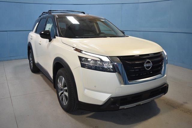 new 2024 Nissan Pathfinder car, priced at $46,940