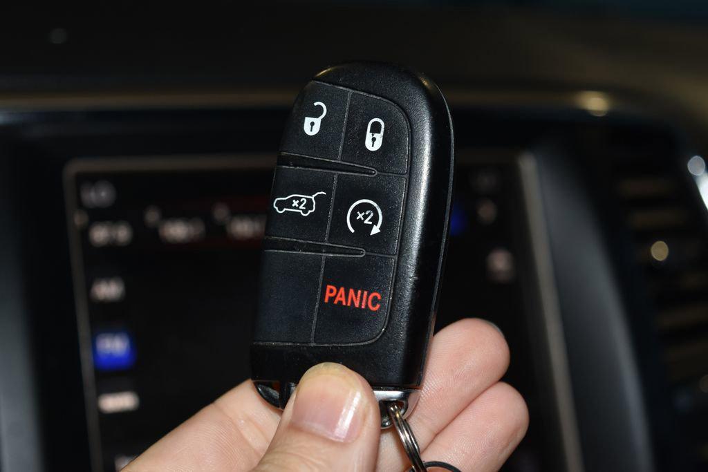 used 2016 Jeep Grand Cherokee car, priced at $12,990