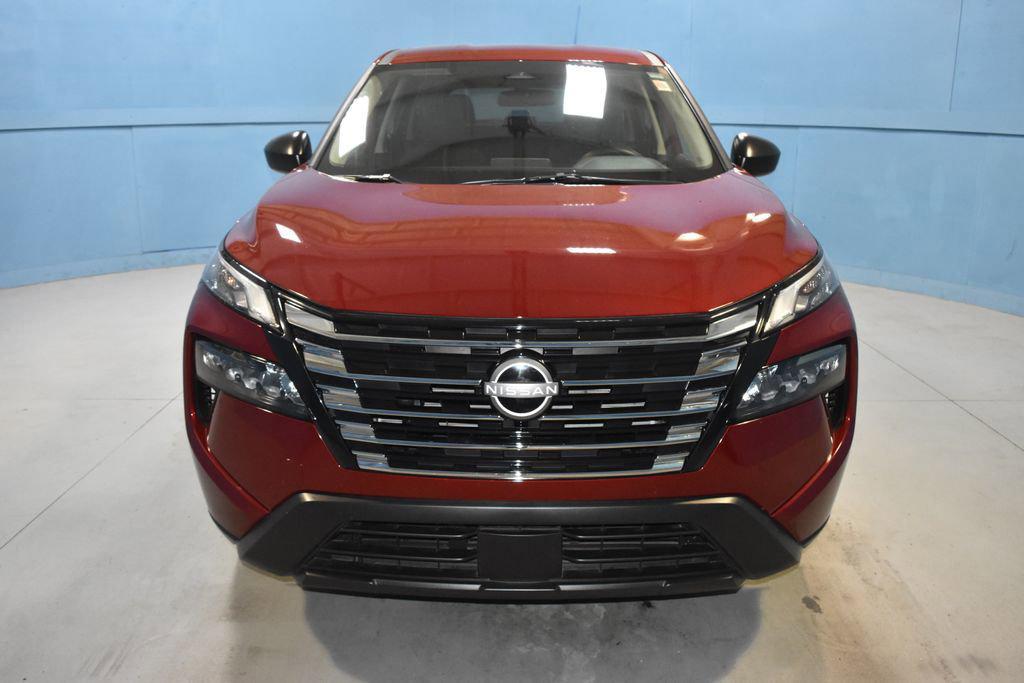 used 2025 Nissan Rogue car, priced at $27,990